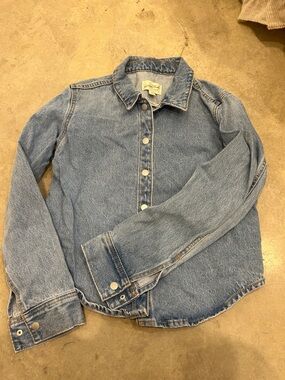 Universal Thread Light Blue Jean Jacket